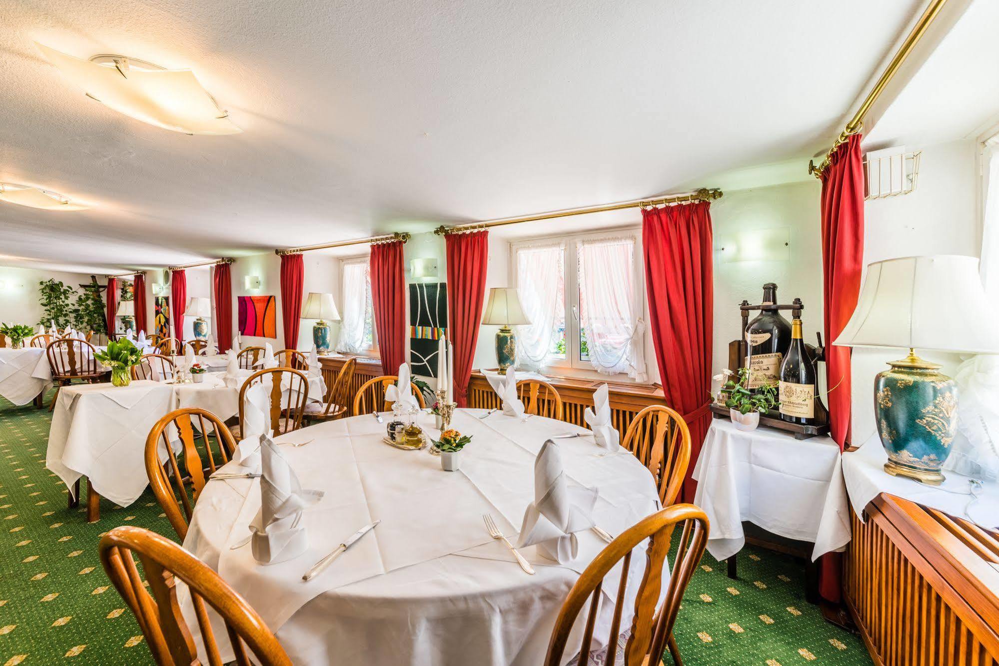 קונסטנץ Hotel Goldener Sternen מראה חיצוני תמונה