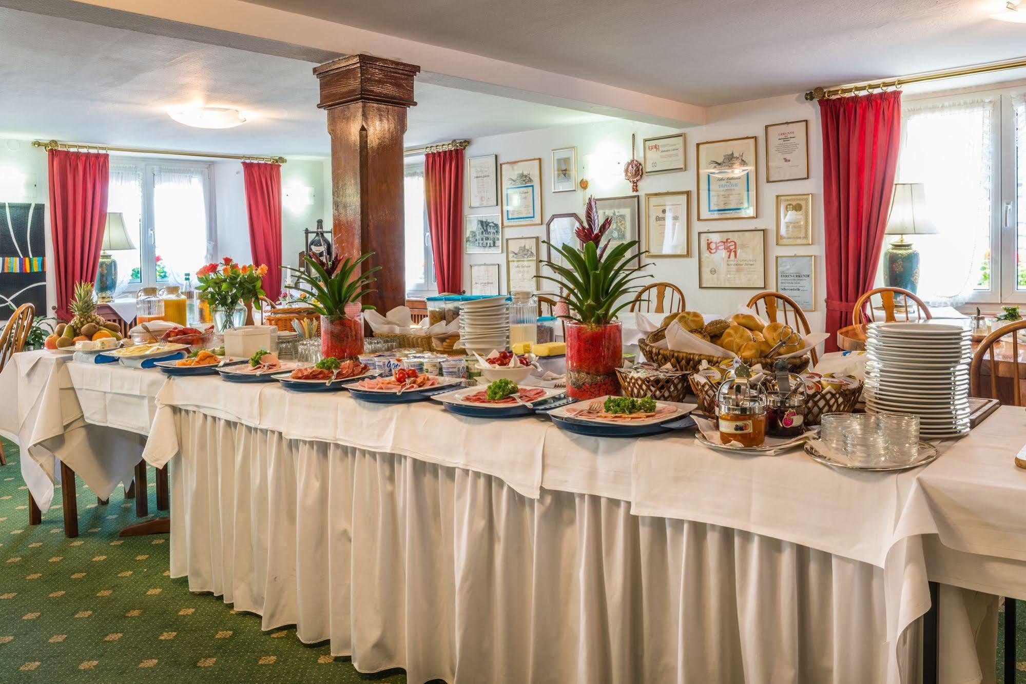 קונסטנץ Hotel Goldener Sternen מראה חיצוני תמונה